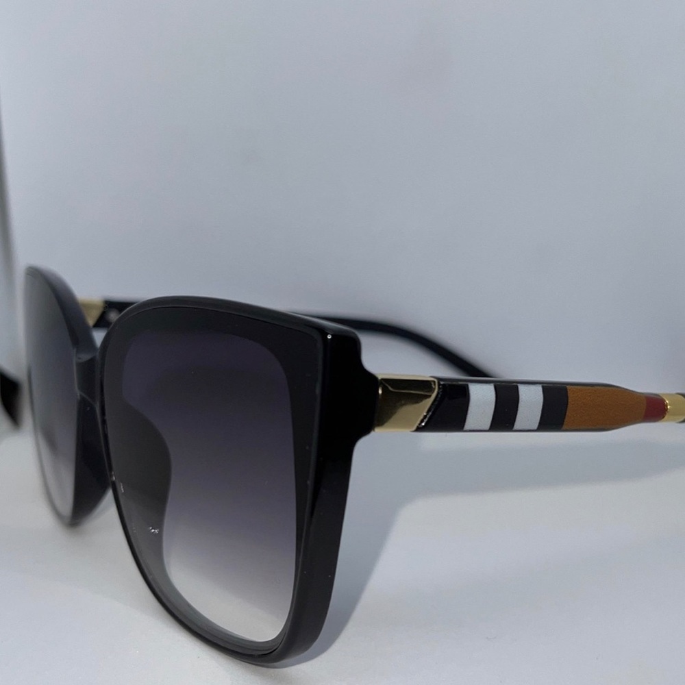New plaid Sunglasses